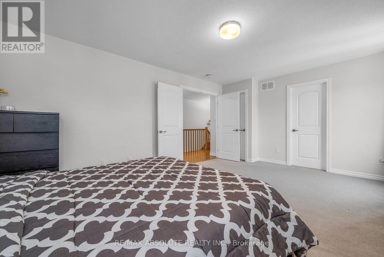 Photo 14 of 730 Perseus Avenue, Ottawa ON