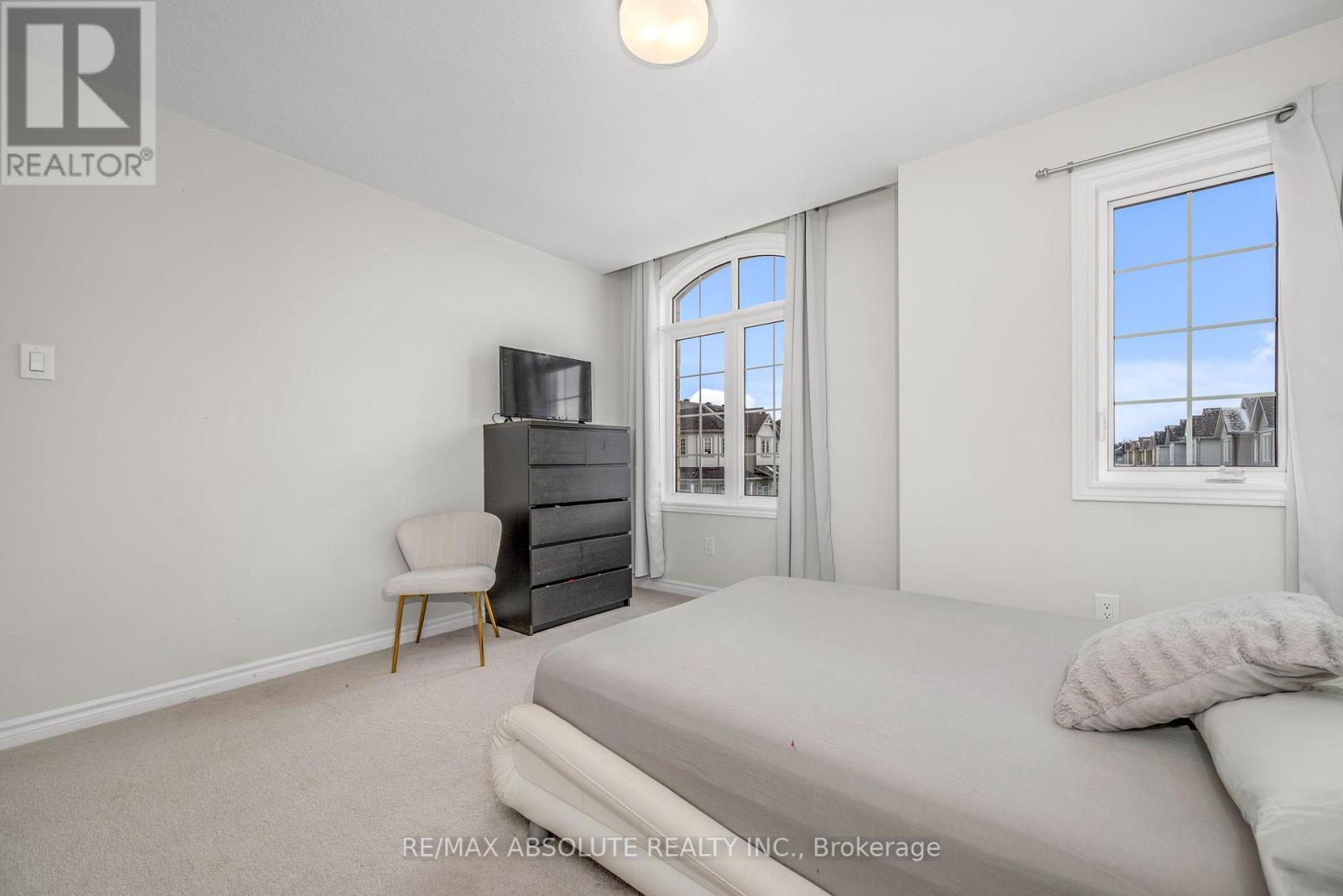 Photo 31 of 730 Perseus Avenue, Ottawa ON