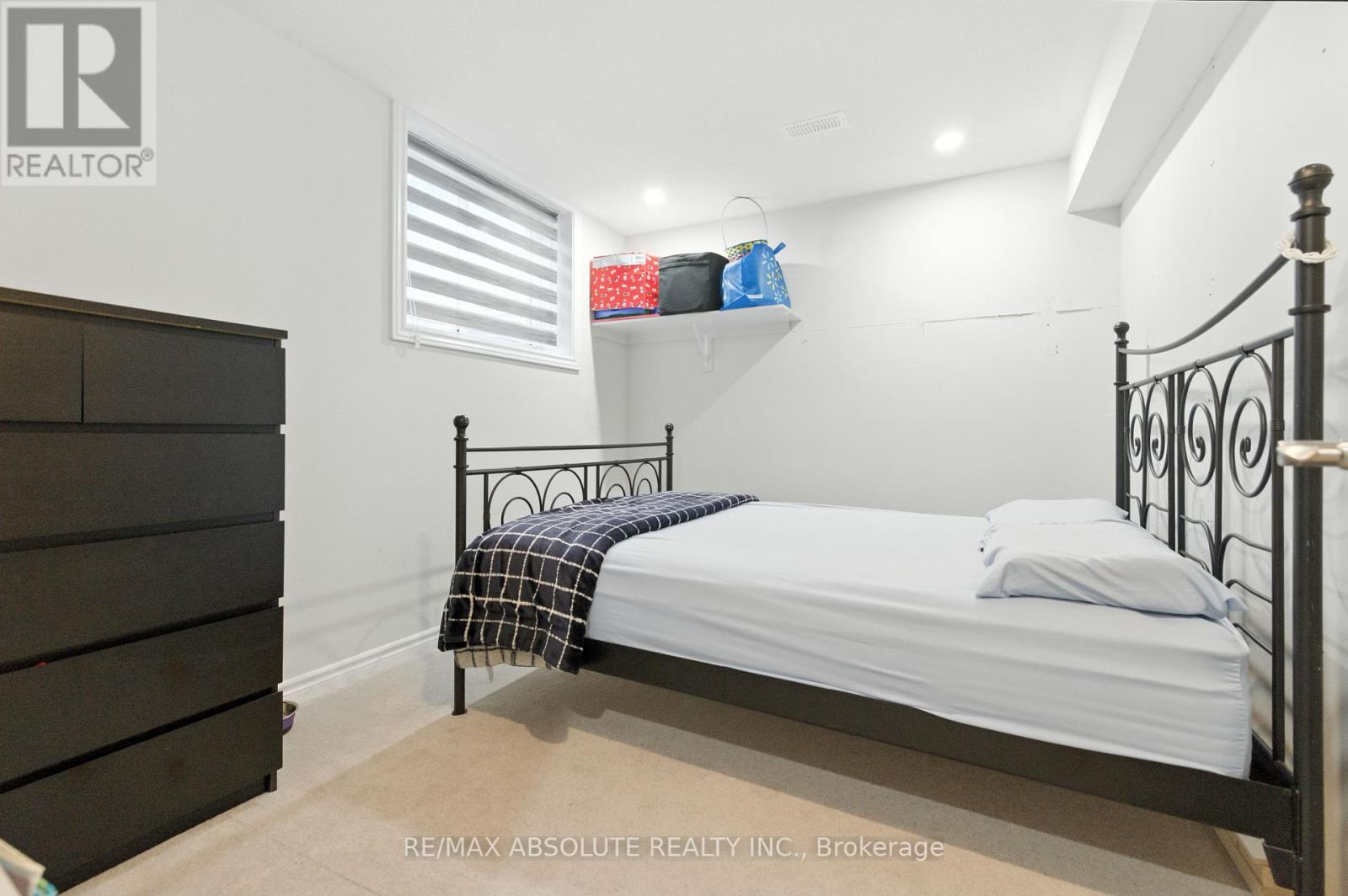 Photo 38 of 730 Perseus Avenue, Ottawa ON