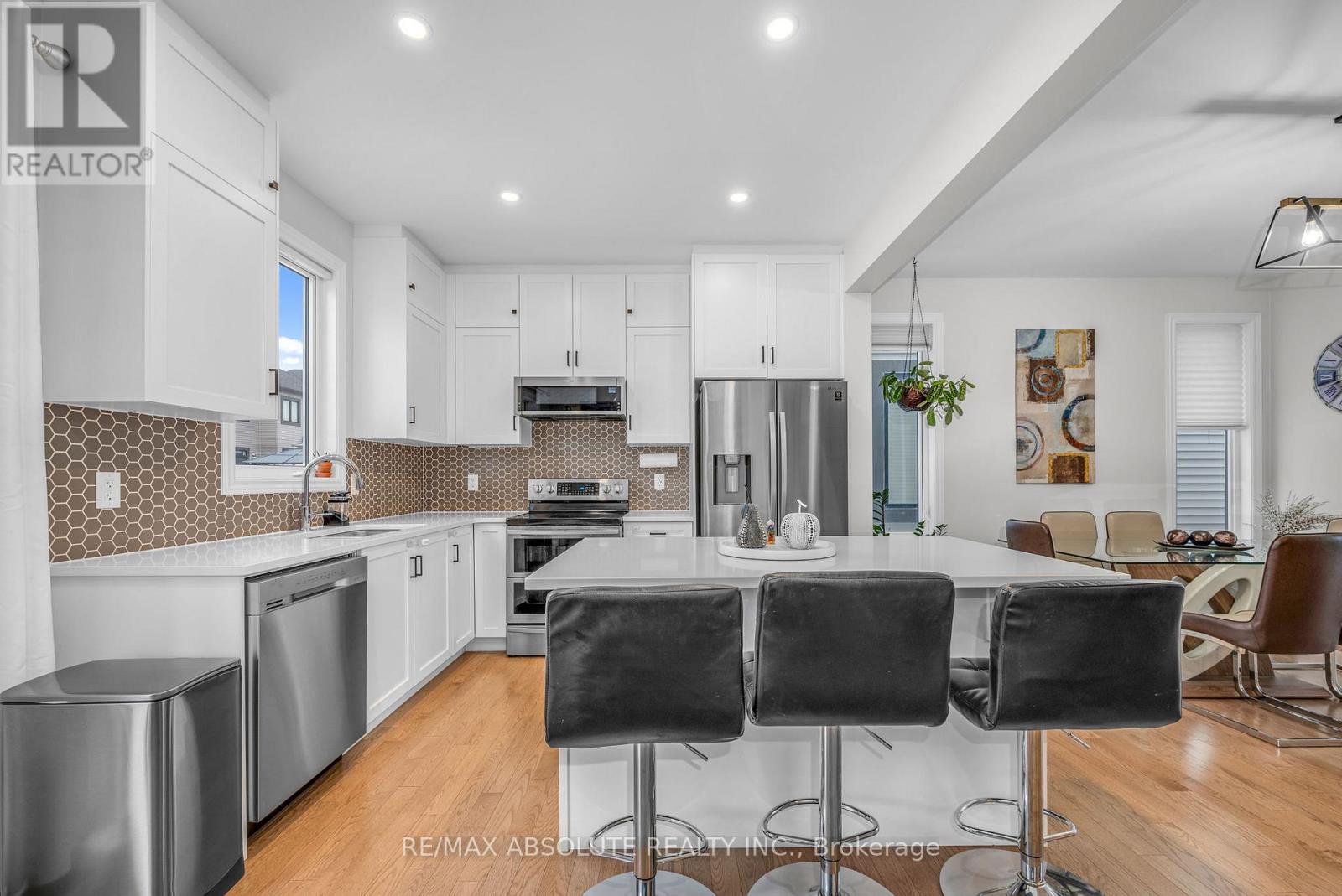 Photo 32 of 730 Perseus Avenue, Ottawa ON
