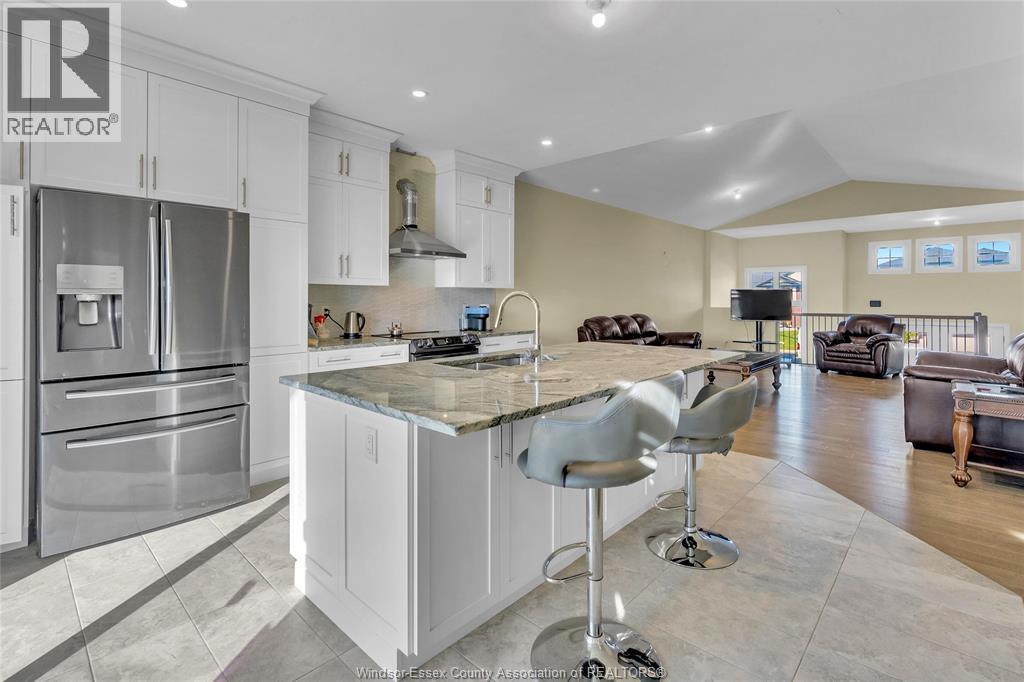 Photo 11 of 305 Morin Road, Amherstburg ON