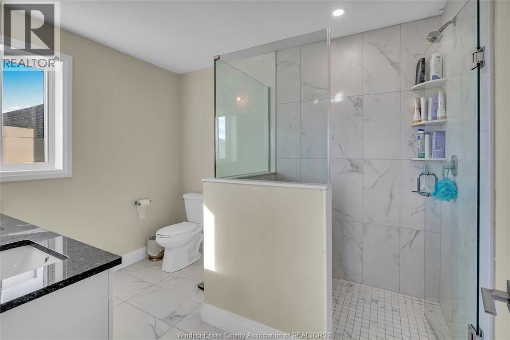 Photo 23 of 305 Morin Road, Amherstburg ON