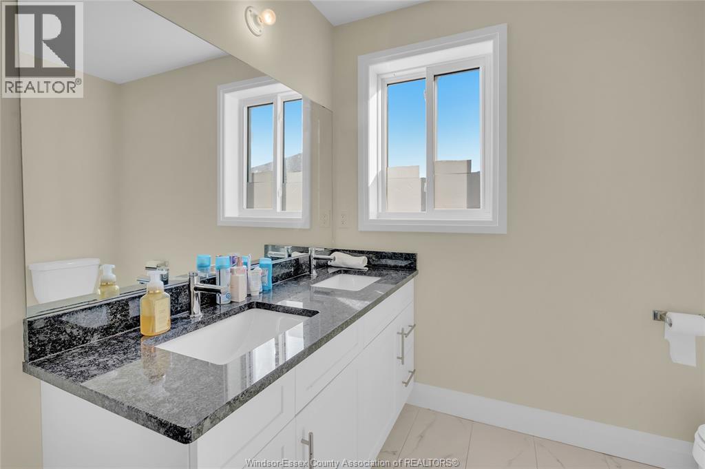 Photo 24 of 305 Morin Road, Amherstburg ON