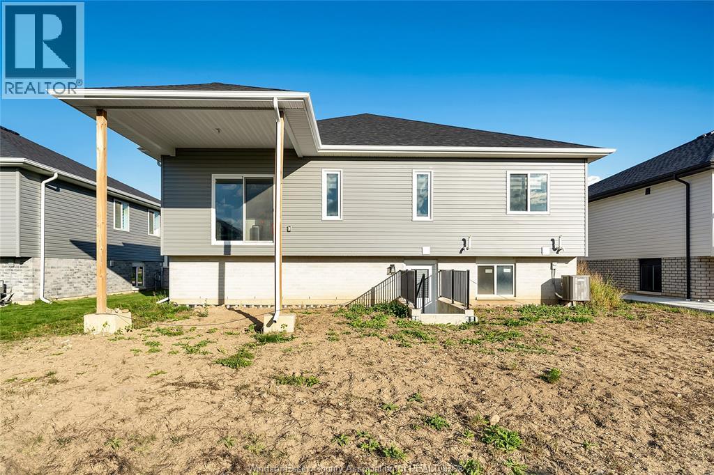 Photo 29 of 305 Morin Road, Amherstburg ON