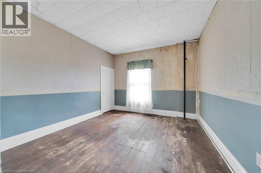Photo 13 of 534 Haldimand Road 32, Canfield ON