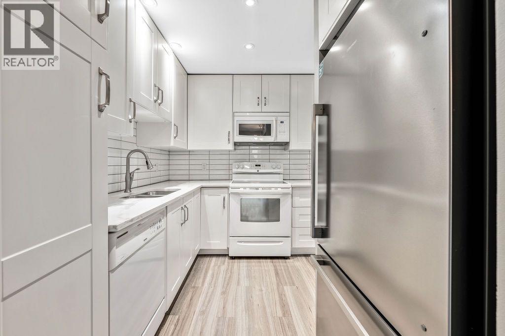 Single Family House for Sale in  Cedardale Crescent SW Cedarbrae Calgary 