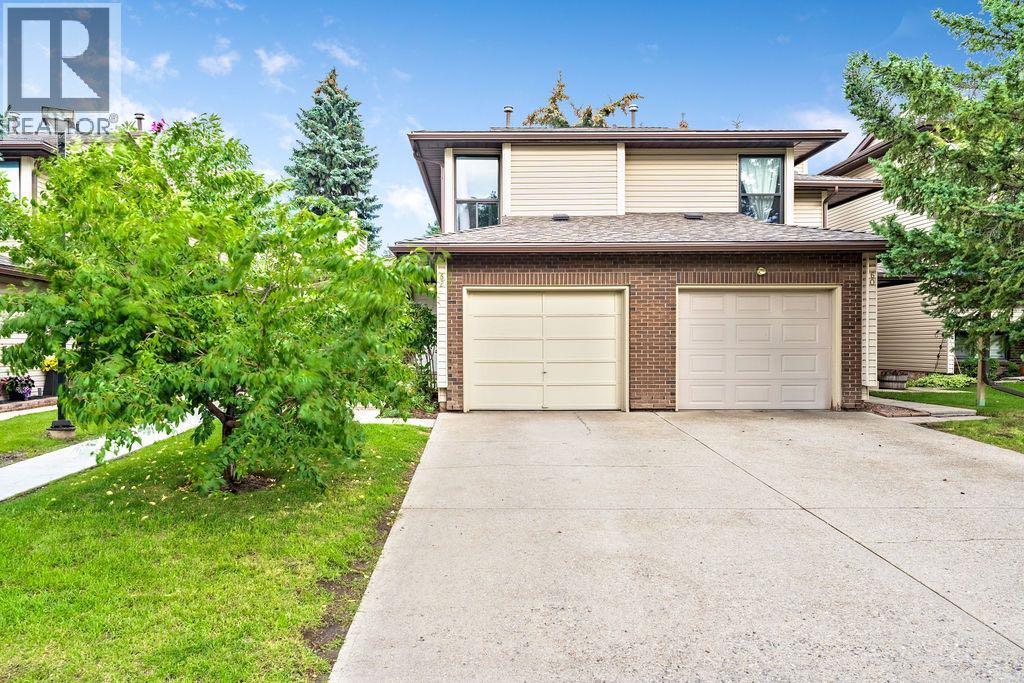 Single Family House for Sale in  Cedardale Crescent SW Cedarbrae Calgary 