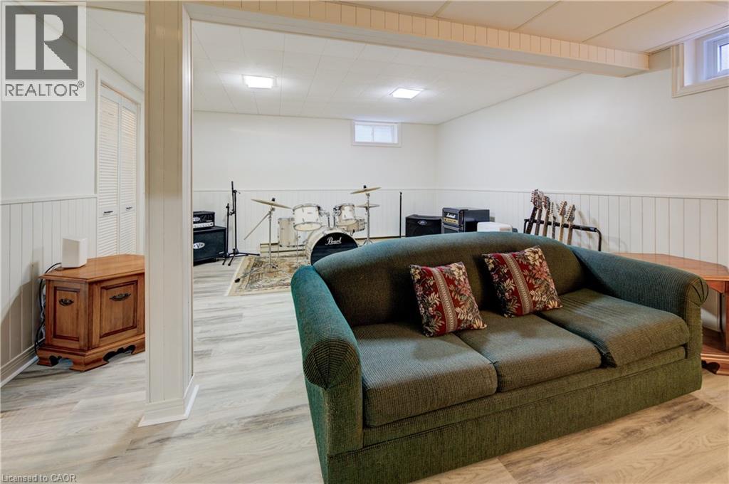 Photo 19 of 19 Hillbrook Crescent, Kitchener ON