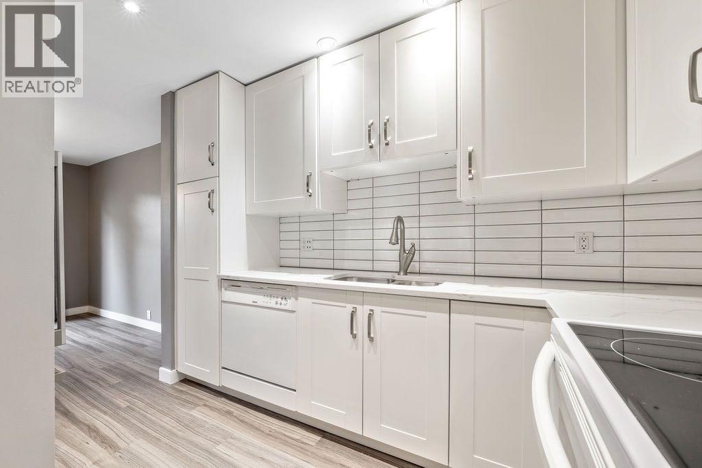 Single Family House for Sale in  Cedardale Crescent SW Cedarbrae Calgary 
