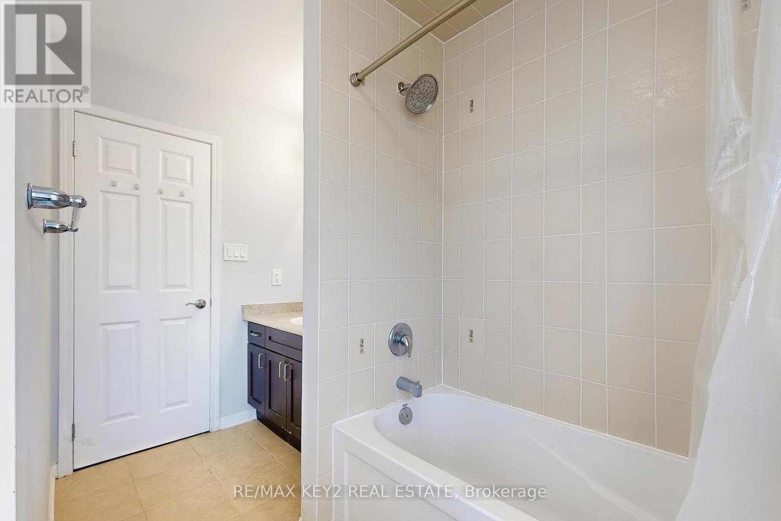 Photo 16 of Main 1751 Hayden Lane, Pickering ON