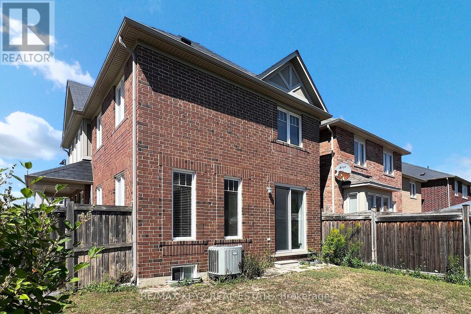 Photo 42 of Main 1751 Hayden Lane, Pickering ON