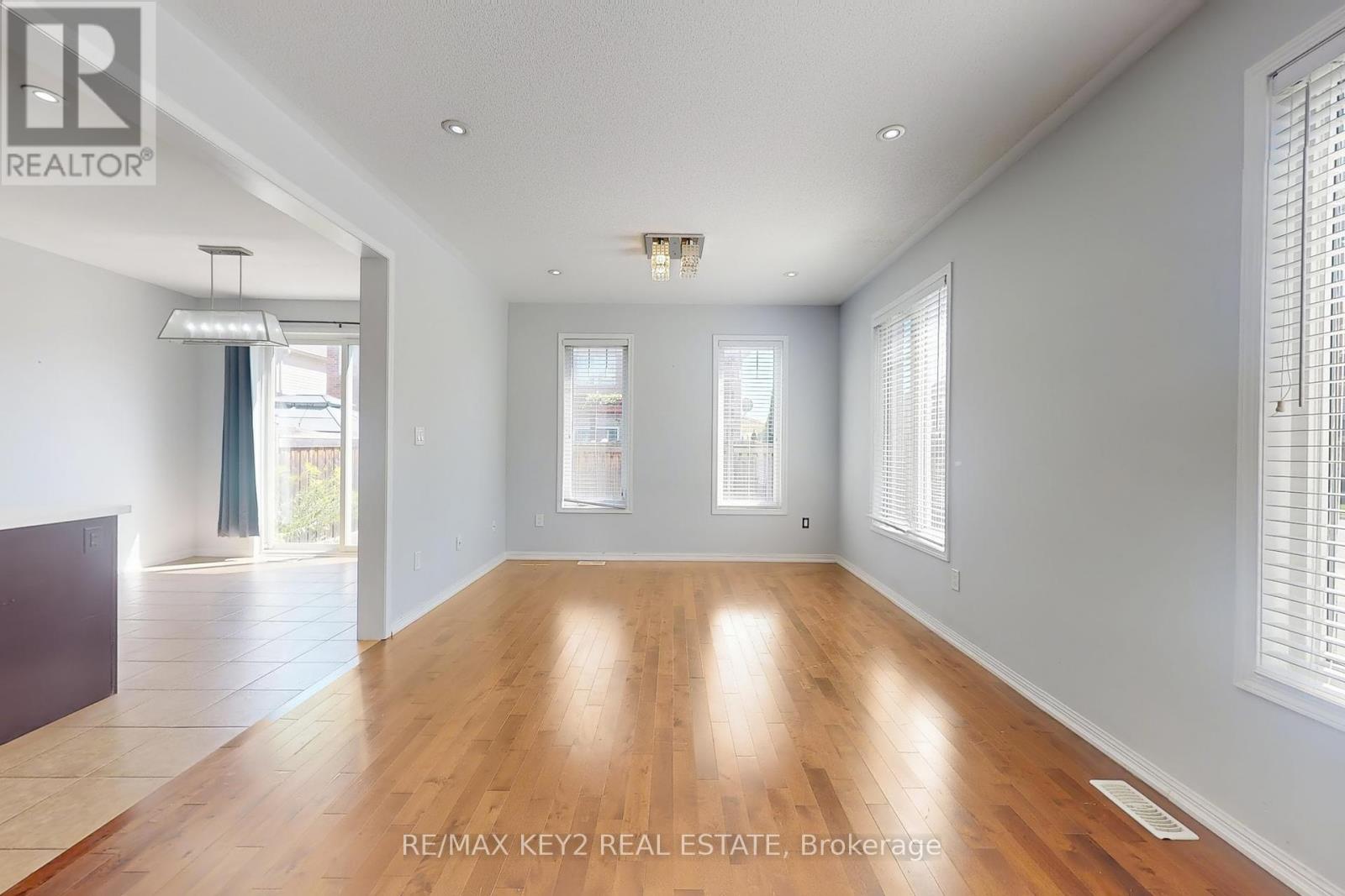 Photo 3 of Main 1751 Hayden Lane, Pickering ON