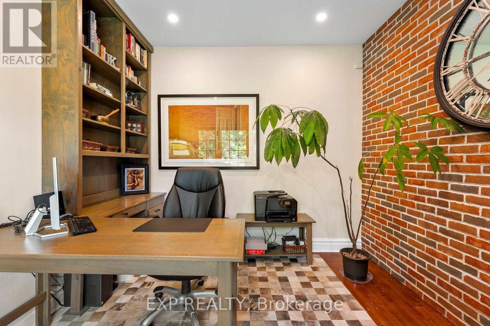 Photo 11 of 6 Gooseberry Lane, Uxbridge ON
