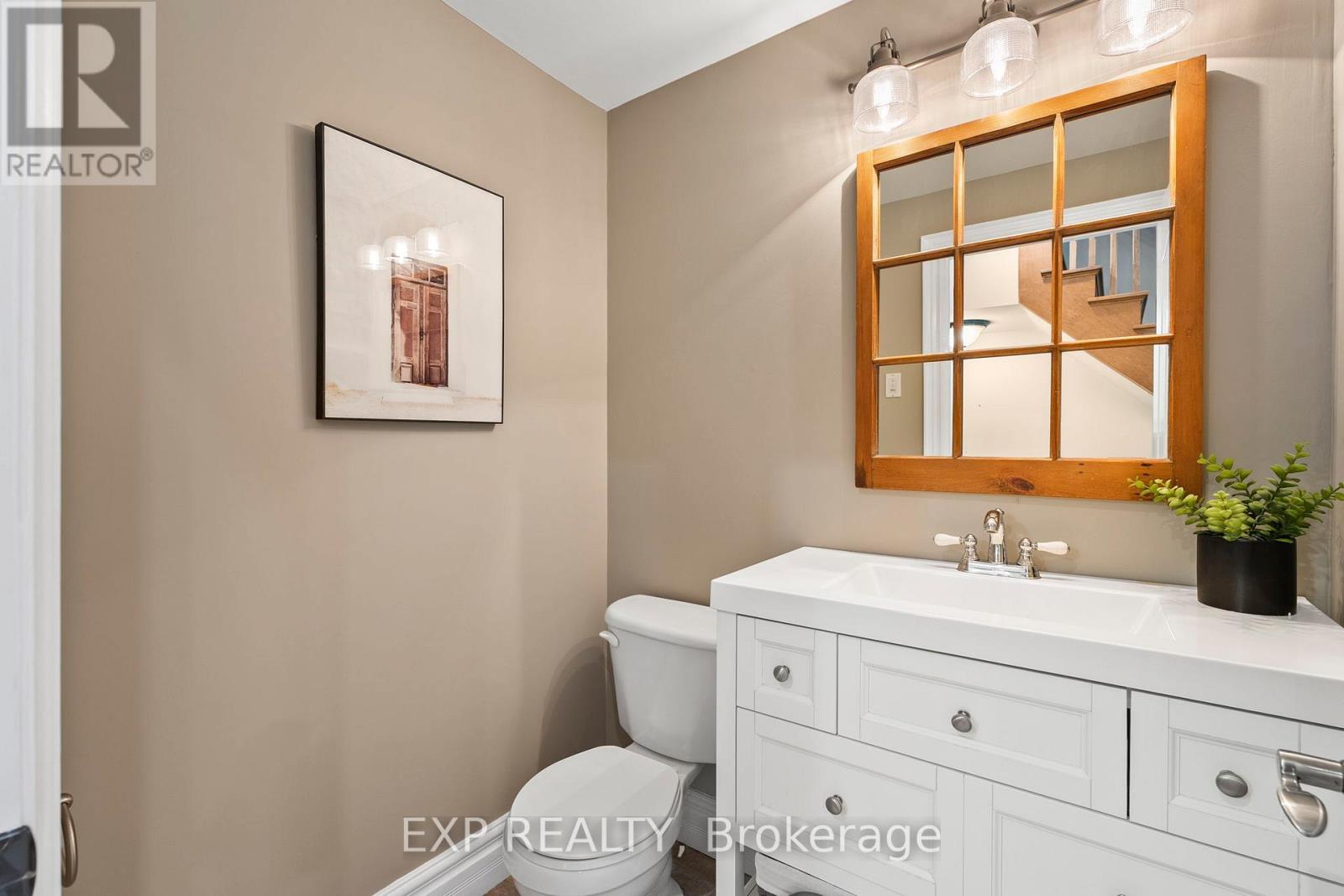 Photo 19 of 6 Gooseberry Lane, Uxbridge ON
