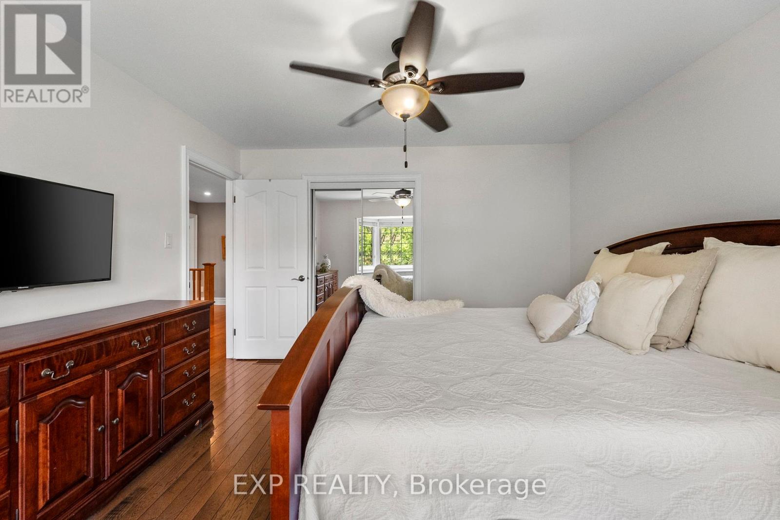 Photo 29 of 6 Gooseberry Lane, Uxbridge ON