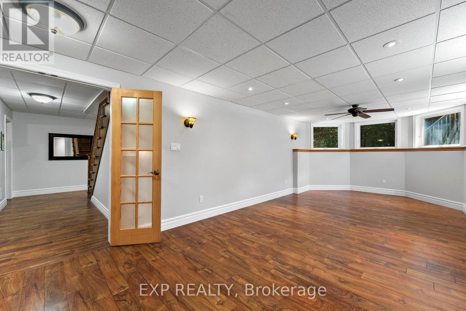 Photo 34 of 6 Gooseberry Lane, Uxbridge ON