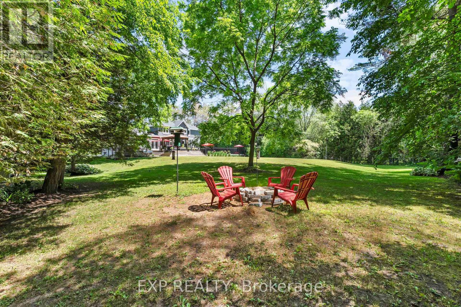 Photo 46 of 6 Gooseberry Lane, Uxbridge ON