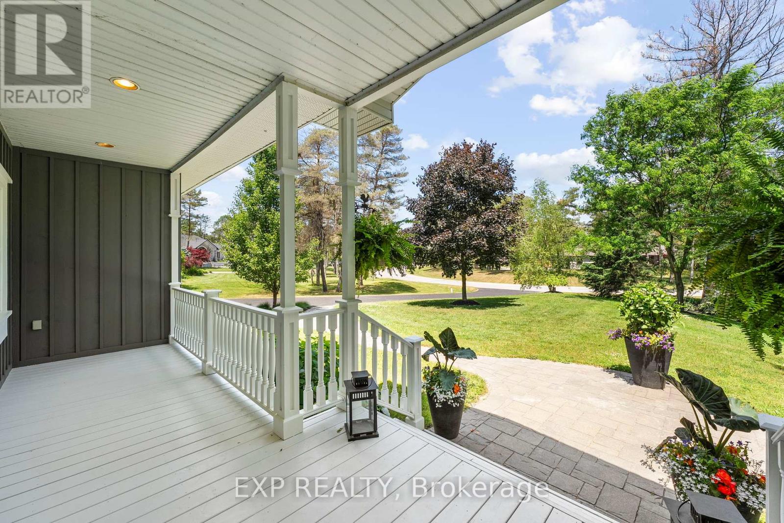 Photo 6 of 6 Gooseberry Lane, Uxbridge ON