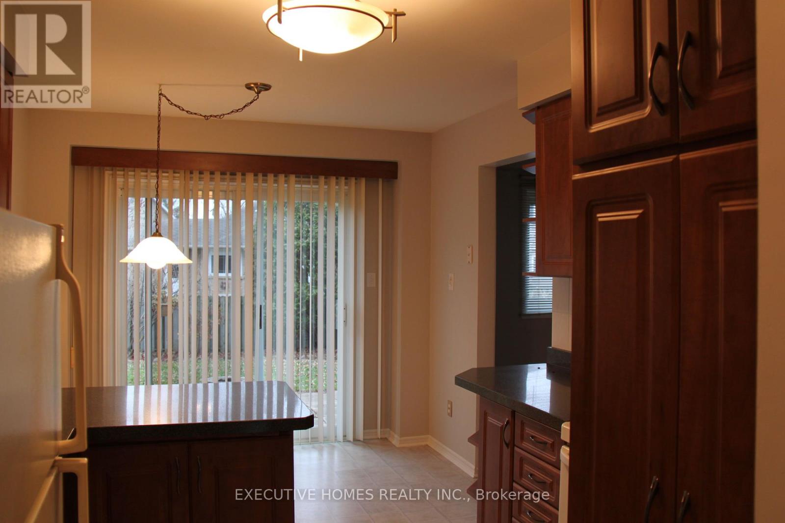 Photo 5 of 3232 Ulman Road, Oakville ON