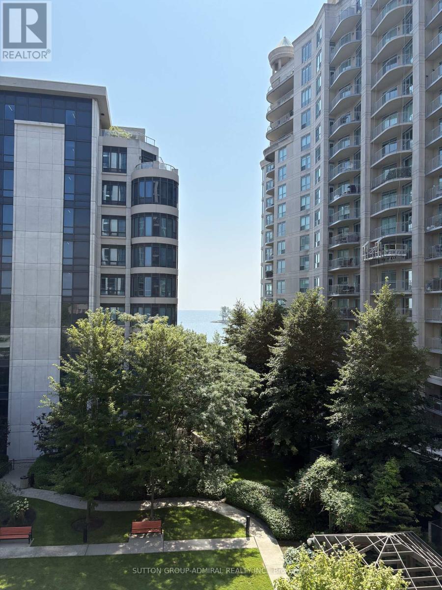 Photo 10 of 503 2087 Lakeshore Boulevard, Toronto ON