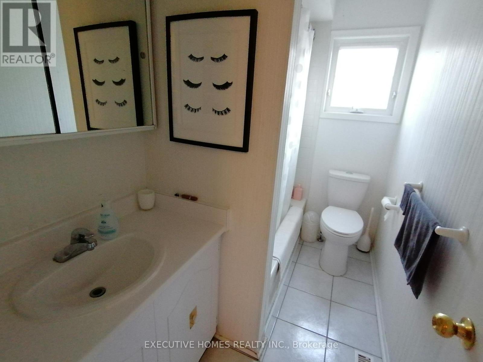 Photo 17 of 3232 Ulman Road, Oakville ON