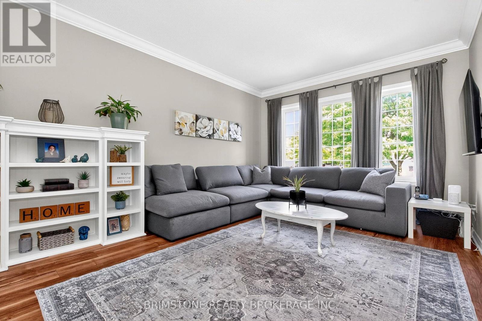Photo 18 of 63 Prince George Crescent, Barrie ON