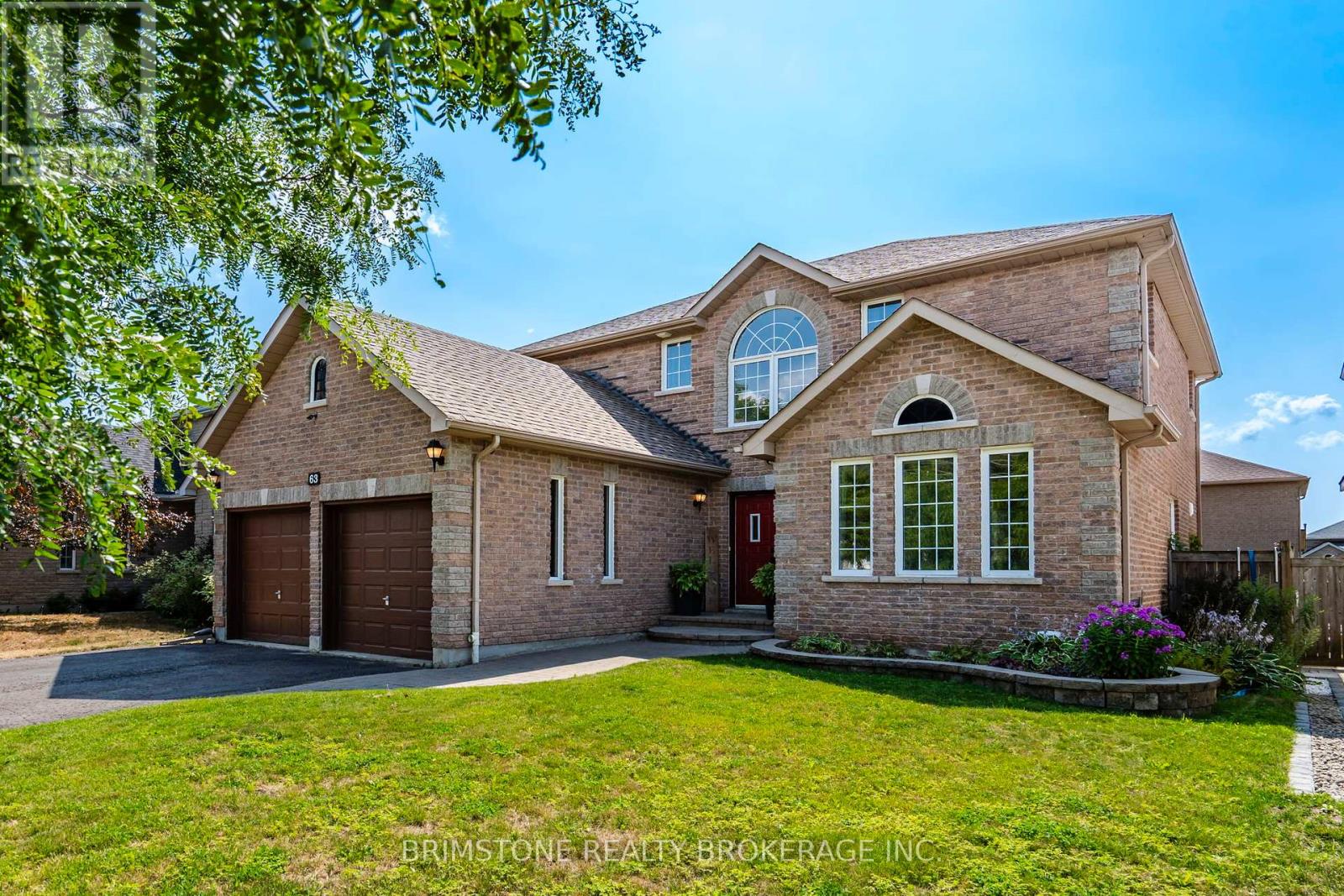 Photo 2 of 63 Prince George Crescent, Barrie ON