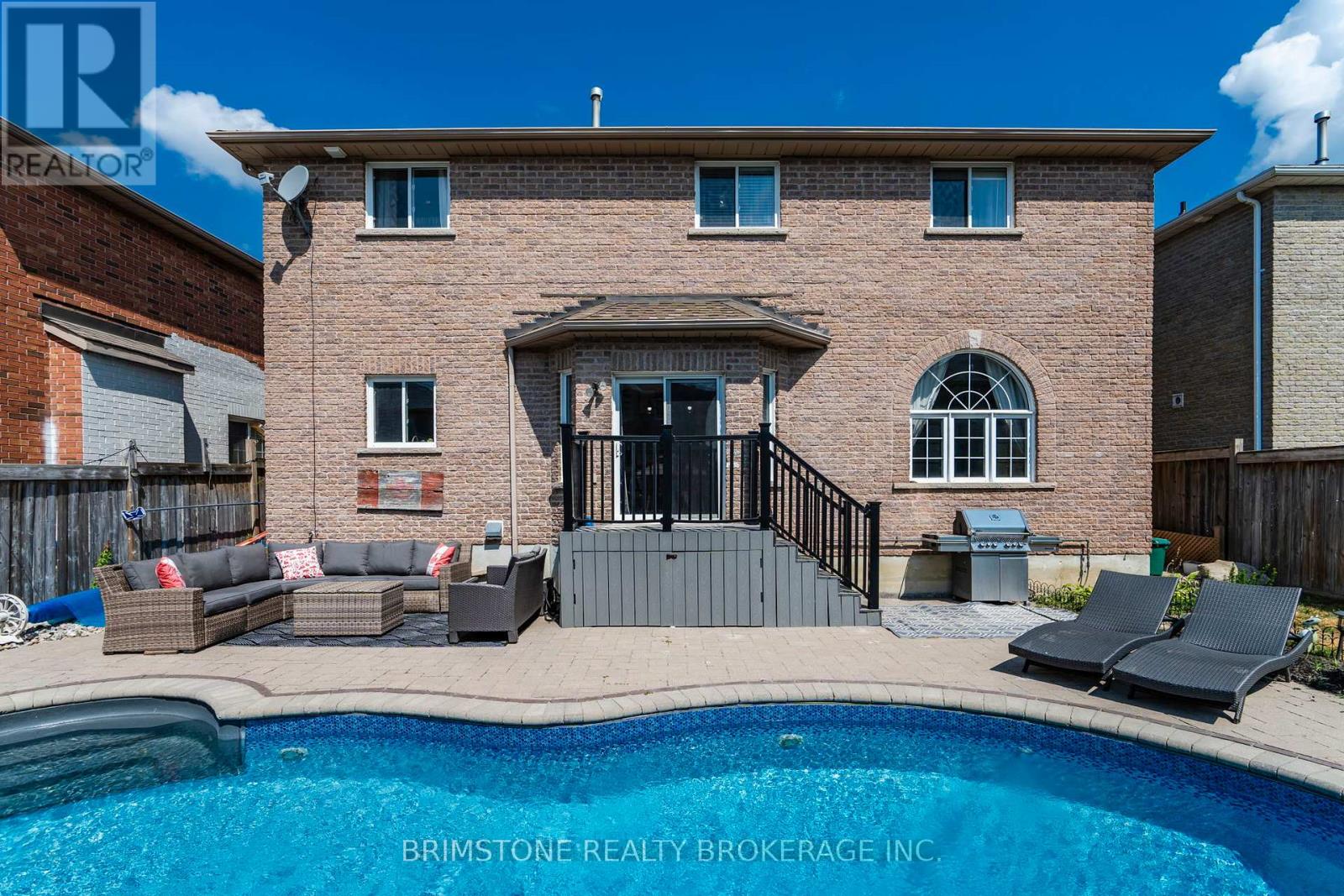 Photo 34 of 63 Prince George Crescent, Barrie ON