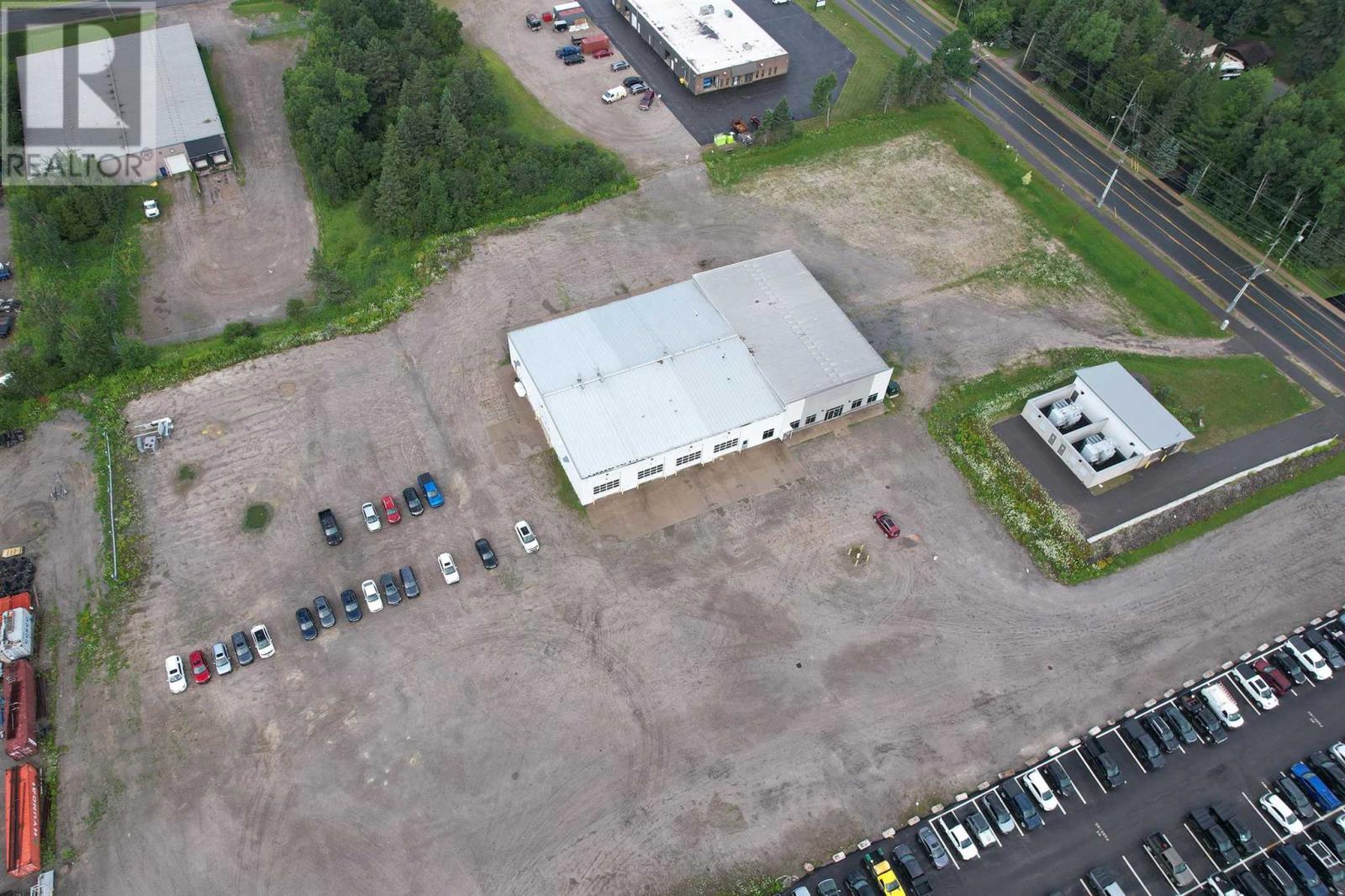 Photo 37 of 605 Third Lin E, Sault Ste Marie ON