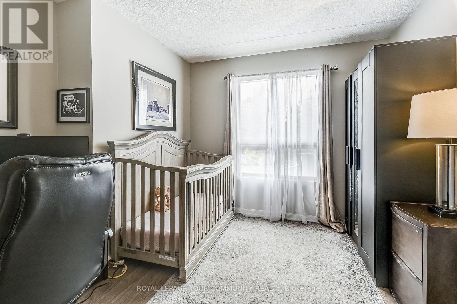 Photo 26 of 101 250 Pine Grove Road, Vaughan ON