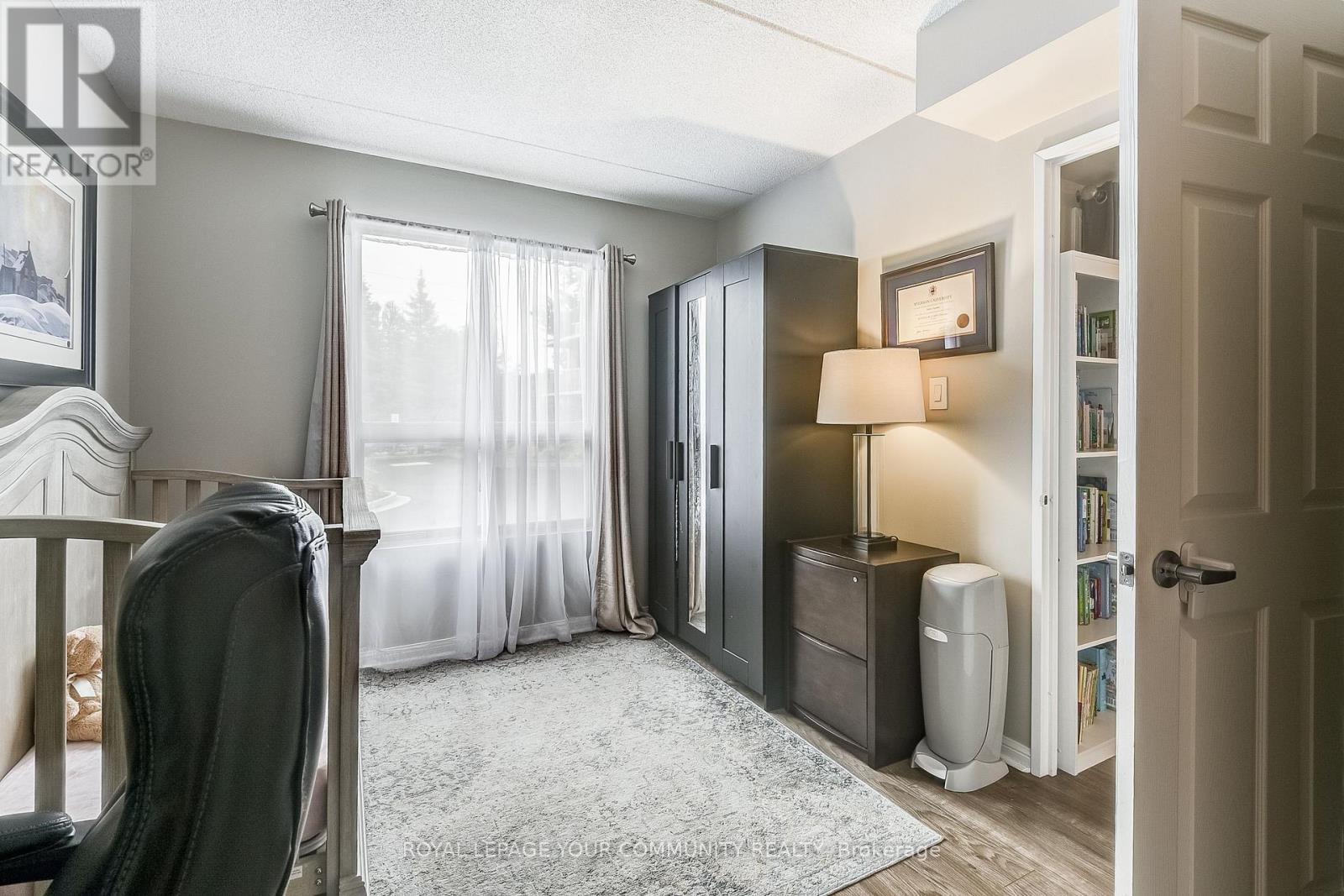 Photo 25 of 101 250 Pine Grove Road, Vaughan ON