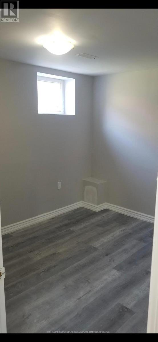 Photo 17 of 13 Grover Bsmt Road, Brampton ON