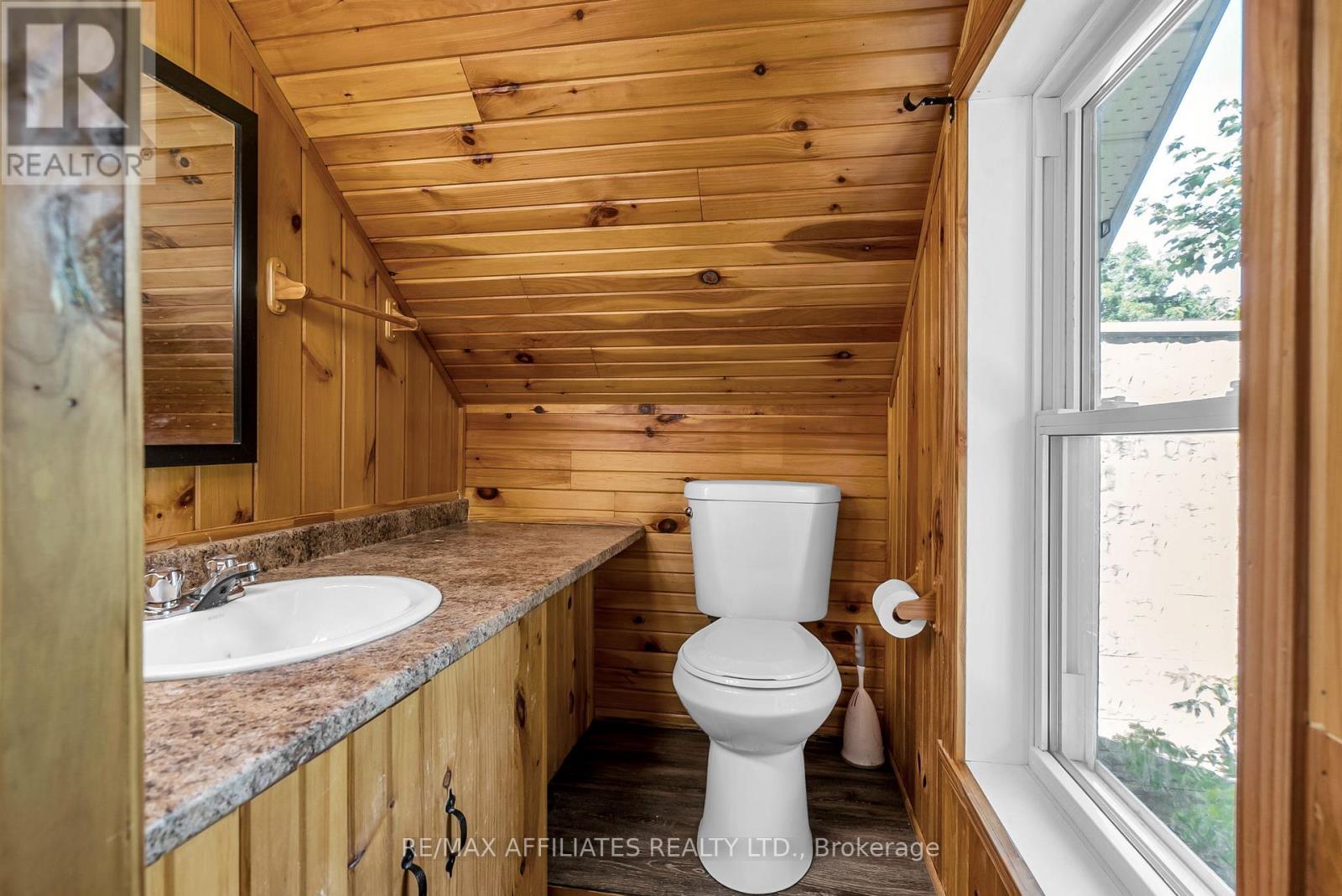 Photo 16 of 229 Fourth Street, Cornwall ON