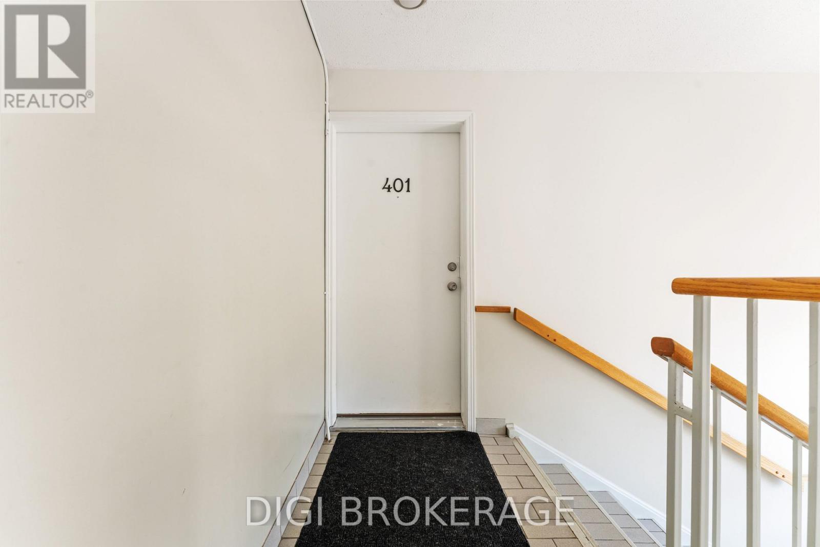 Photo 8 of 401 1974 St Laurent Boulevard, Ottawa ON