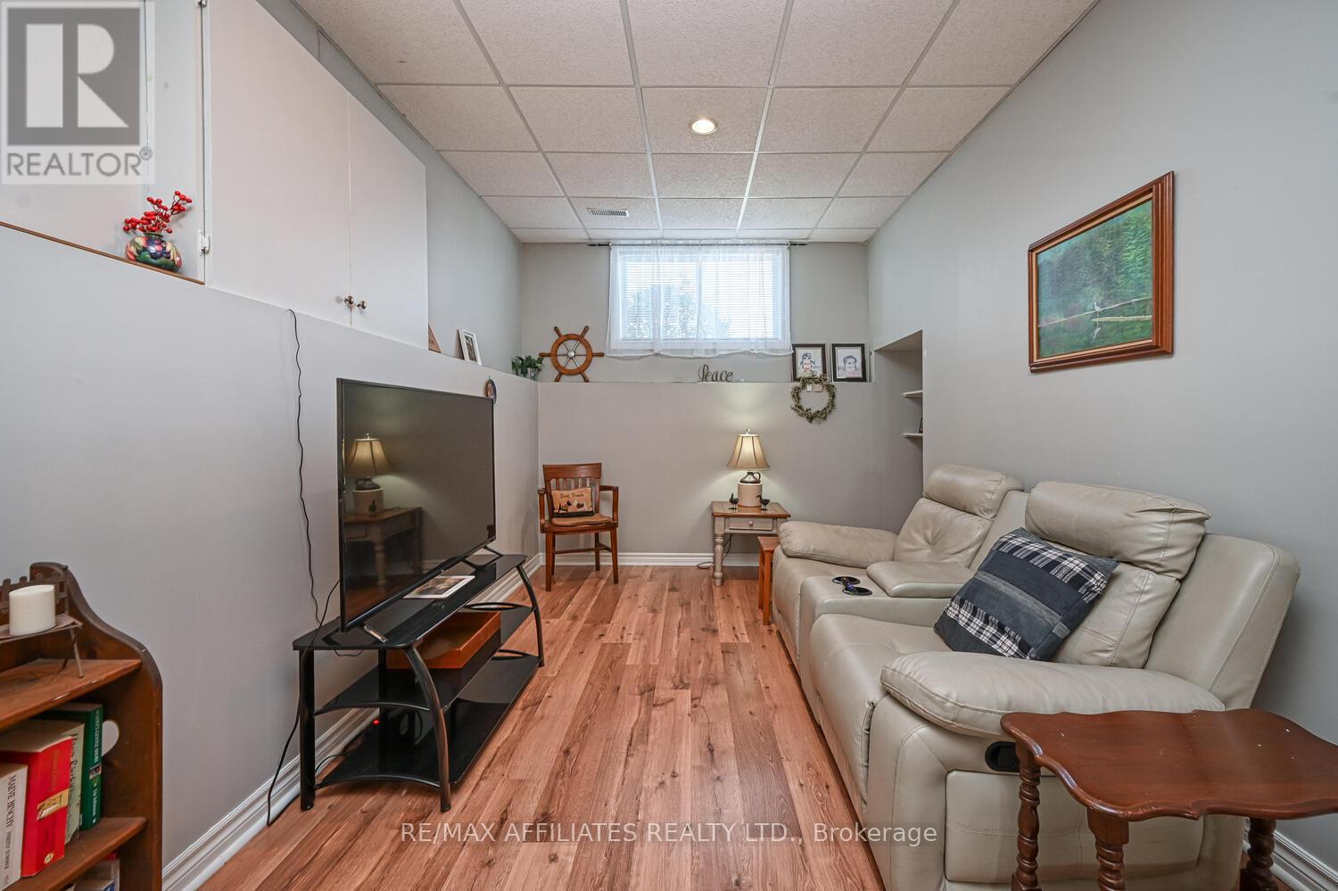 Photo 28 of 107 Merrick Street, Smiths Falls ON