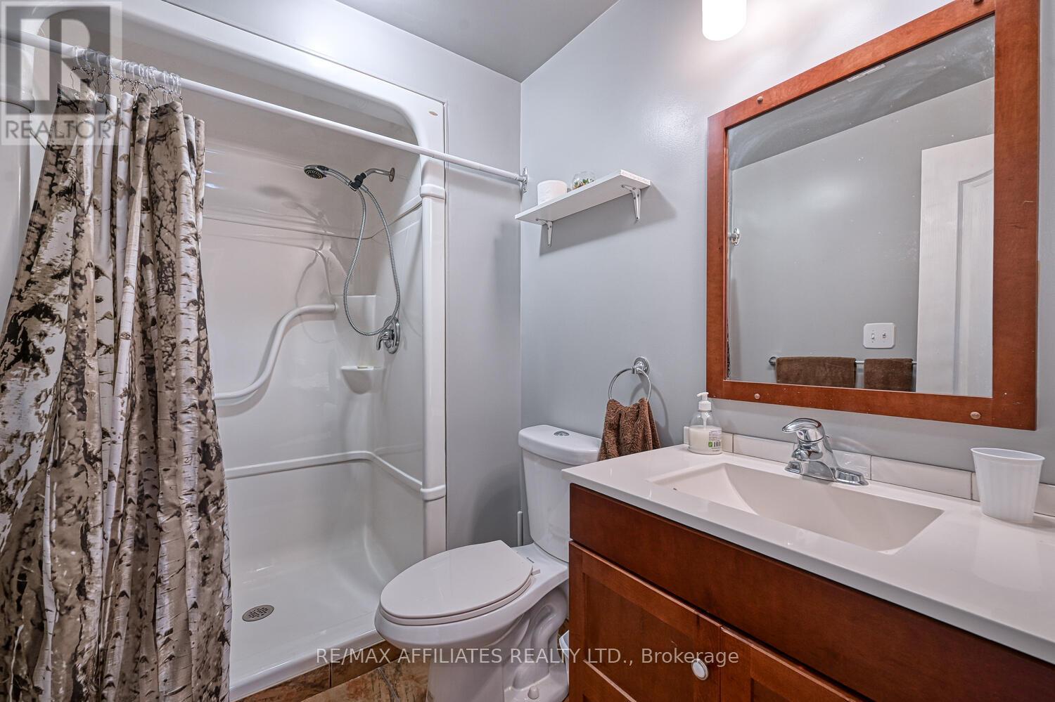 Photo 34 of 107 Merrick Street, Smiths Falls ON