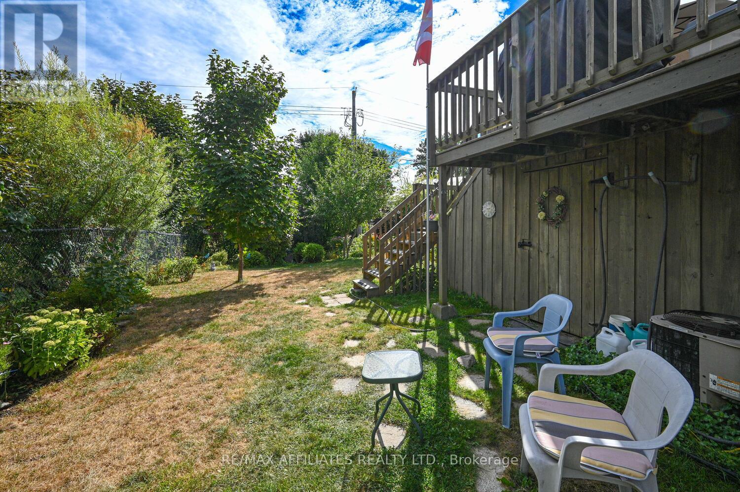 Photo 38 of 107 Merrick Street, Smiths Falls ON