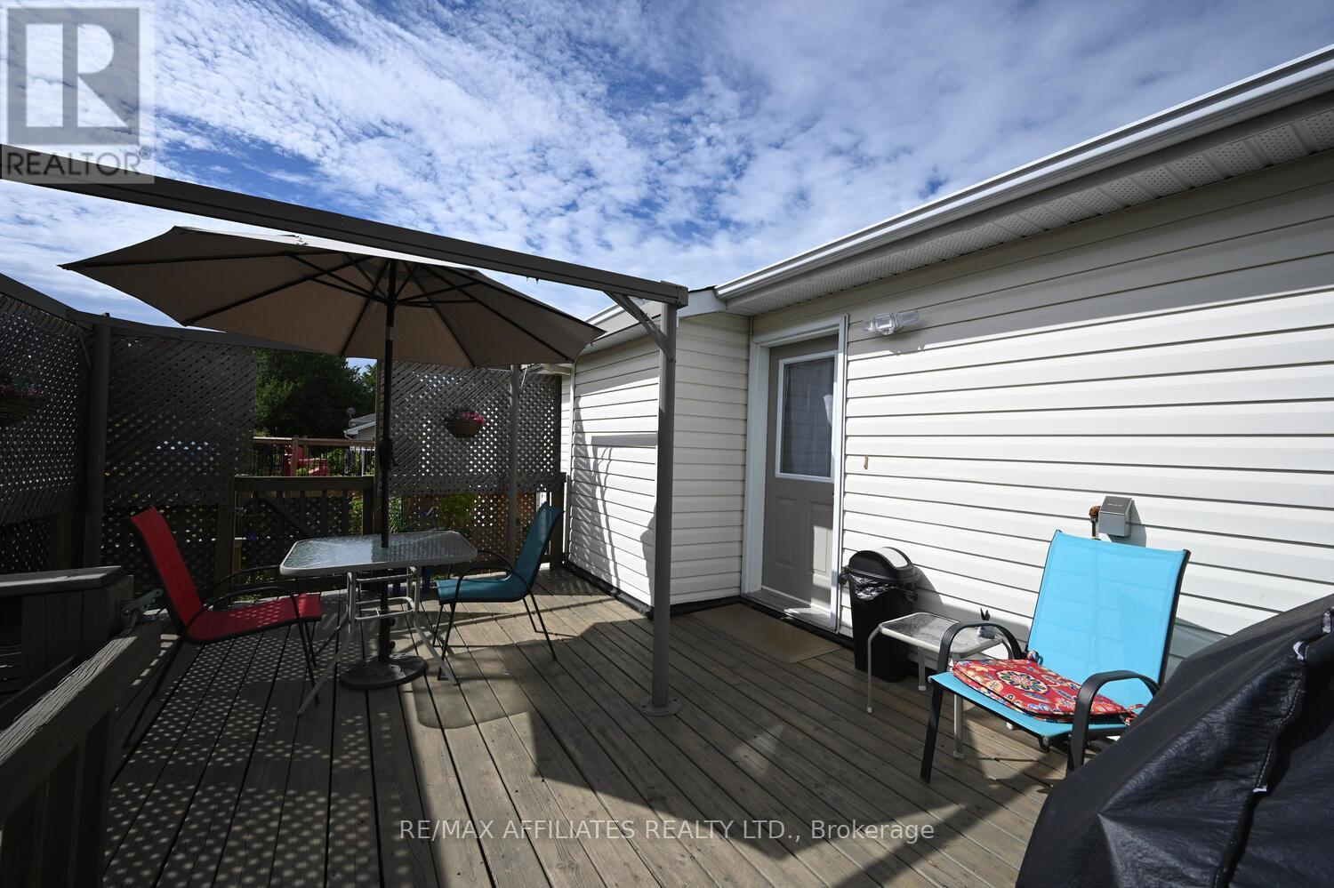 Photo 47 of 107 Merrick Street, Smiths Falls ON