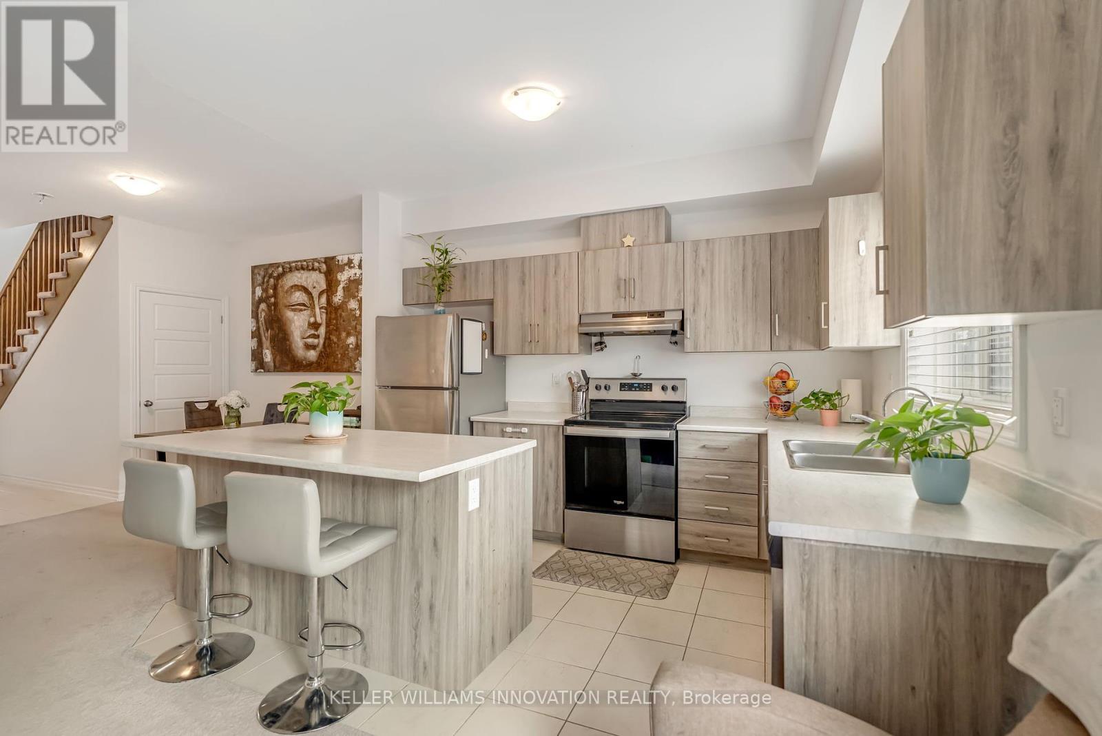 Photo 7 of 38 Dewberry Drive, Kitchener ON