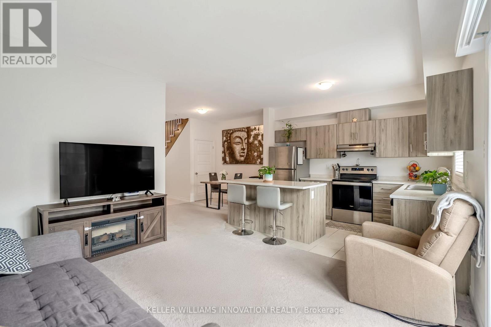 Photo 18 of 38 Dewberry Drive, Kitchener ON