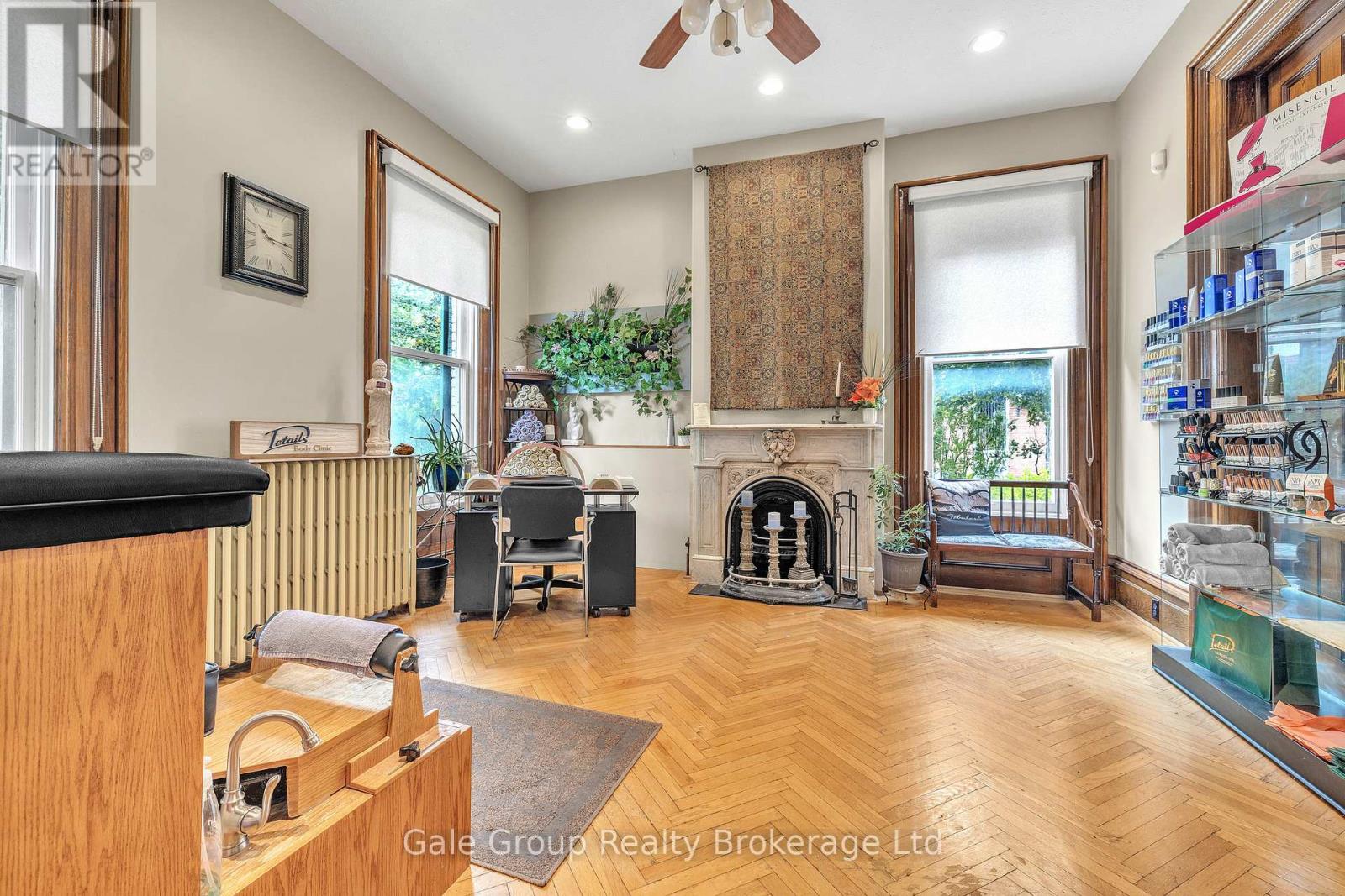 Photo 8 of 77 Light Street, Woodstock ON