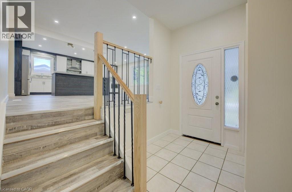 Photo 12 of 259 Lorraine Avenue, Kitchener ON