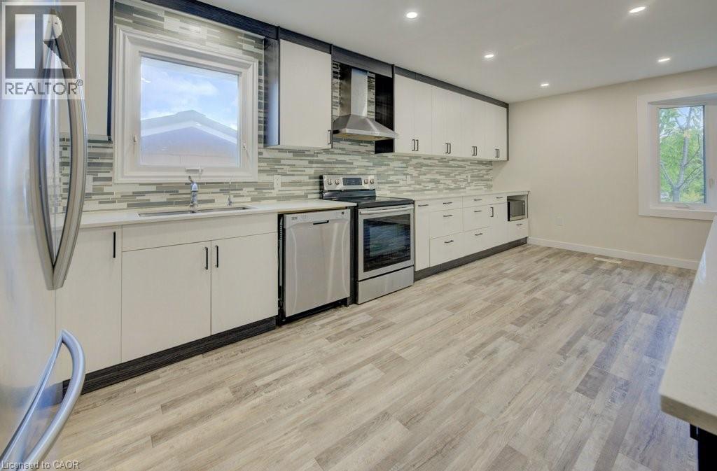 Photo 24 of 259 Lorraine Avenue, Kitchener ON