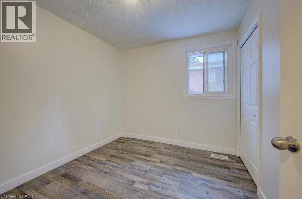 Photo 28 of 259 Lorraine Avenue, Kitchener ON
