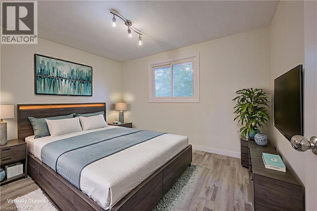 Photo 5 of 259 Lorraine Avenue, Kitchener ON