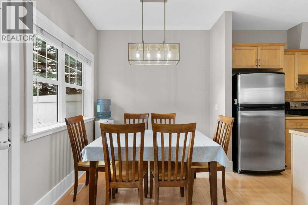Single Family House for Sale in  Wentworth Common SW West Springs Calgary 