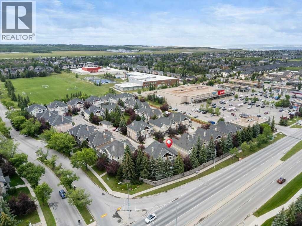 Single Family House for Sale in  Wentworth Common SW West Springs Calgary 