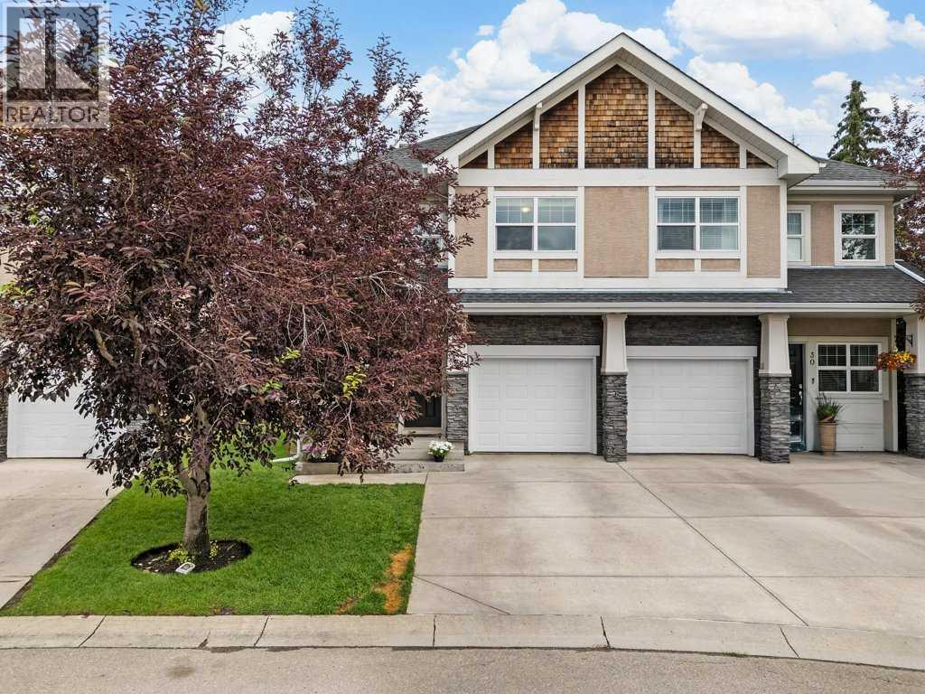 Single Family House for Sale in  Wentworth Common SW West Springs Calgary 