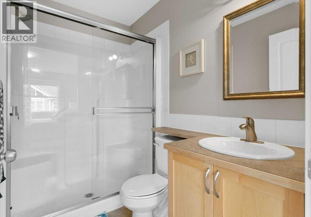 Single Family House for Sale in  Wentworth Common SW West Springs Calgary 
