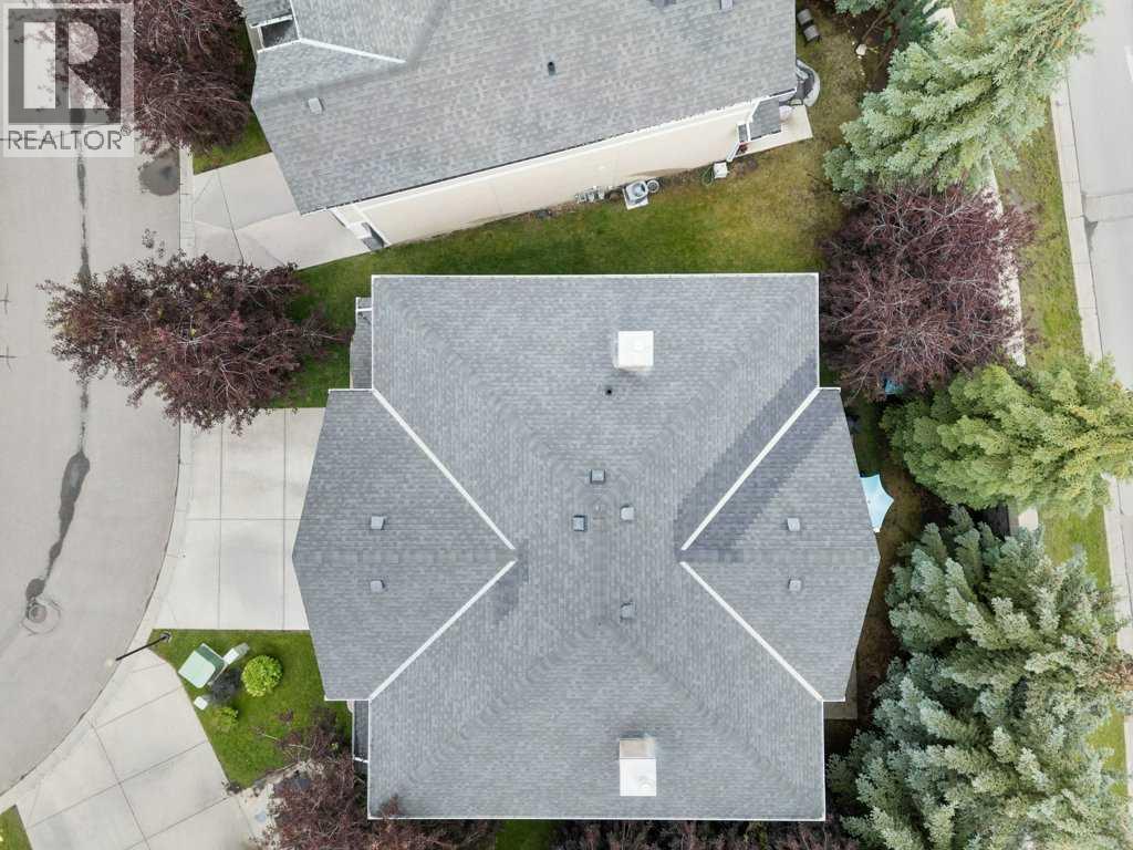 Single Family House for Sale in  Wentworth Common SW West Springs Calgary 